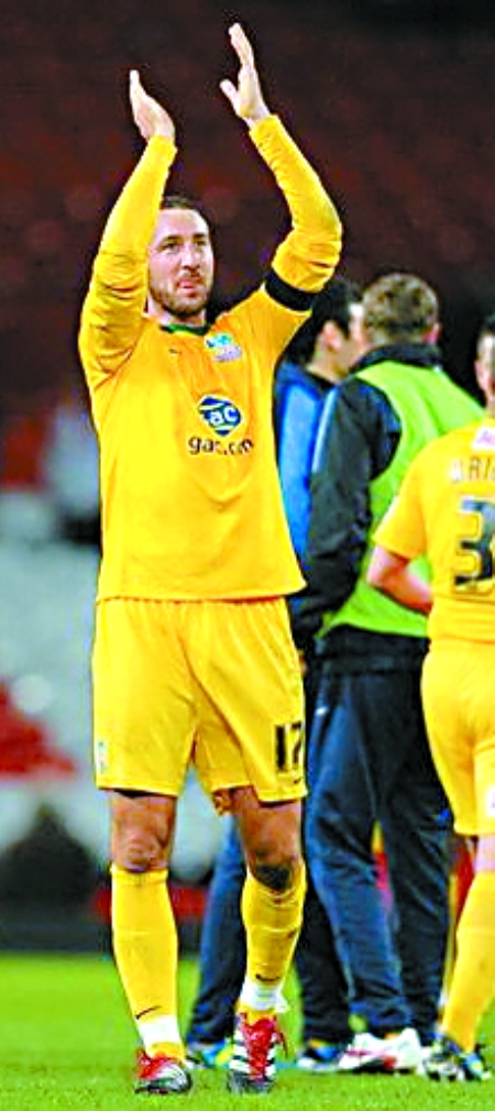 穆雷在西班牙队比赛中出色防守,绝杀引发热议! 穆雷在西班牙队比赛中出色防守,绝杀引发热议!