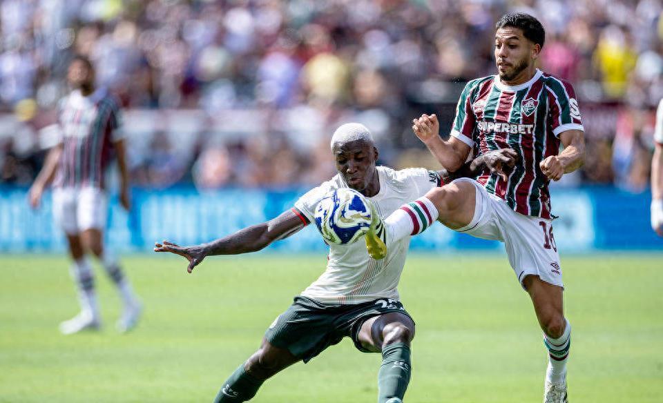 里尔发布备战花絮，今晚门线救险，欧冠任务艰巨，控场能力受关注的简单介绍